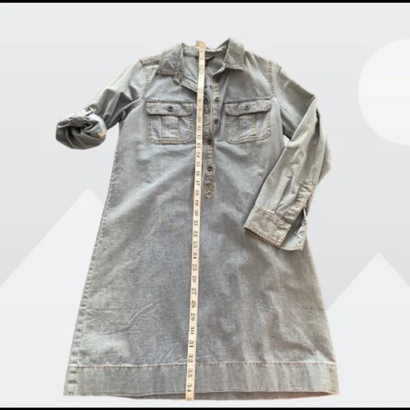 ⭐️⭐️HOST PICK ⭐️⭐️ J. Crew Blue Chambray Shirtdress- Size XS - Picture 2 of 5